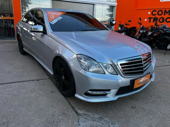 MERCEDES-BENZ E 250 2013