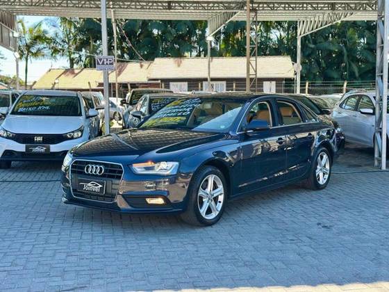 AUDI A4 2015