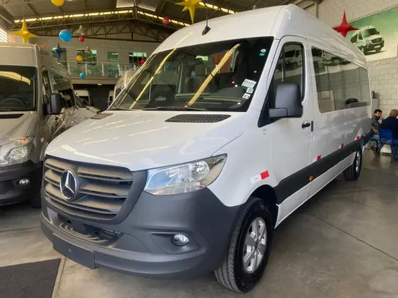 MERCEDES-BENZ SPRINTER 2025