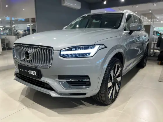 VOLVO XC90 2025
