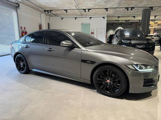 JAGUAR XE 2019