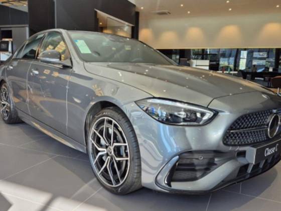 MERCEDES-BENZ C 300 2025