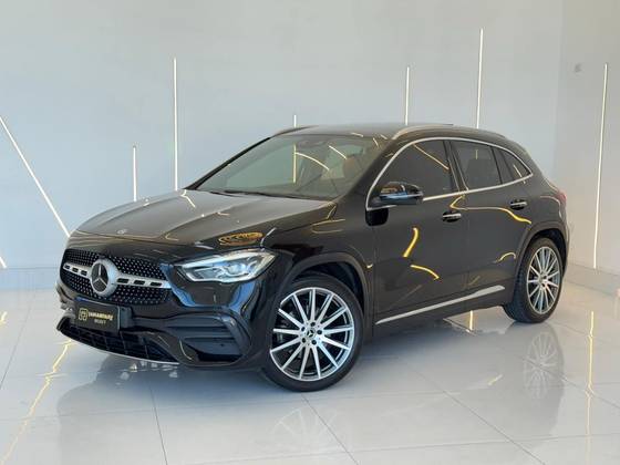 MERCEDES-BENZ GLA 200 2023