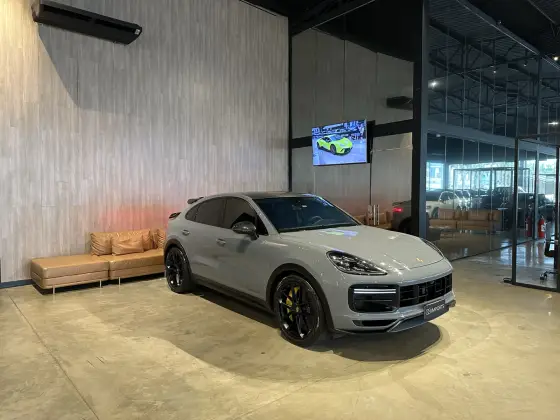 PORSCHE CAYENNE 2023