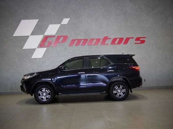 TOYOTA HILUX SW4 2019