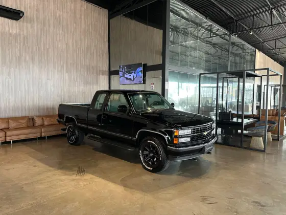 CHEVROLET SILVERADO 1993