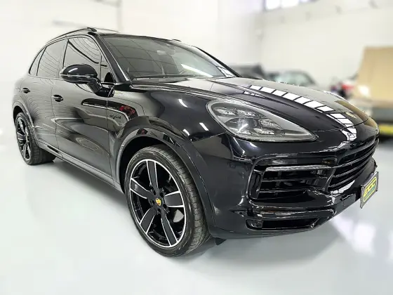 PORSCHE CAYENNE 2020