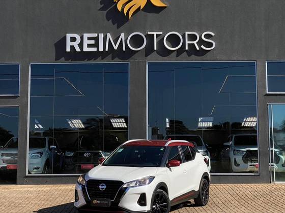 NISSAN KICKS 2022