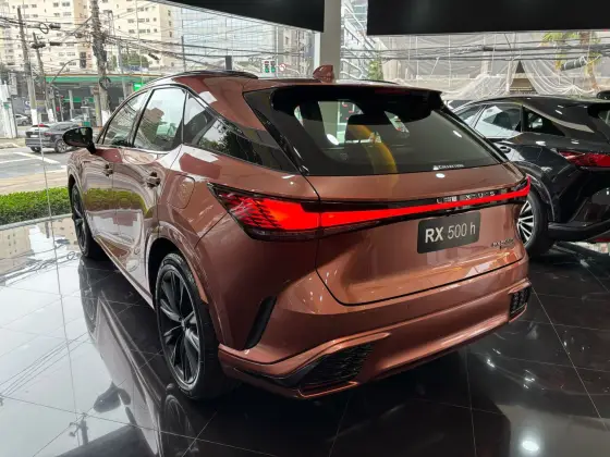 LEXUS RX 500h 2025
