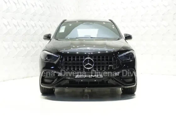 MERCEDES-BENZ GLA 35 AMG 2025