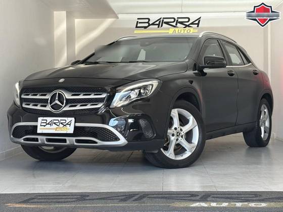 MERCEDES-BENZ GLA 200 2018