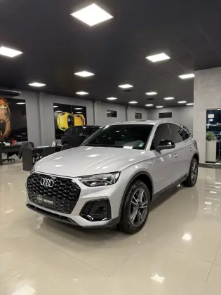 AUDI Q5 2023