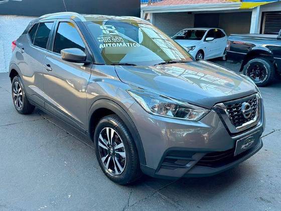 NISSAN KICKS 2018