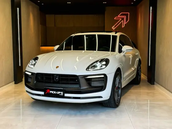 PORSCHE MACAN 2024