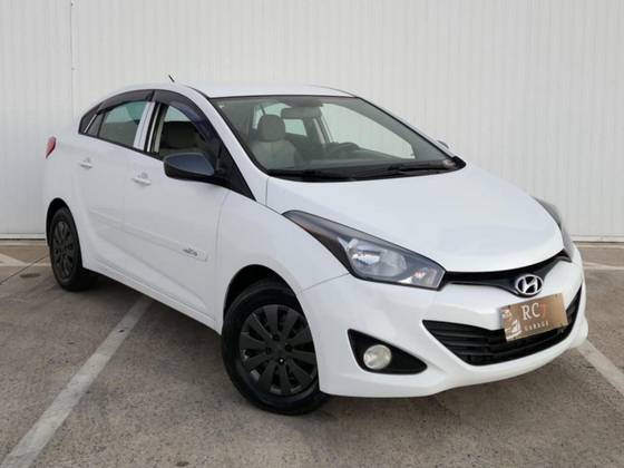 HYUNDAI HB20S 2015