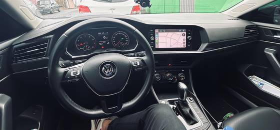 VOLKSWAGEN JETTA 2019