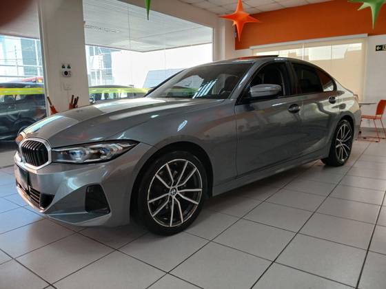 BMW 320i 2024