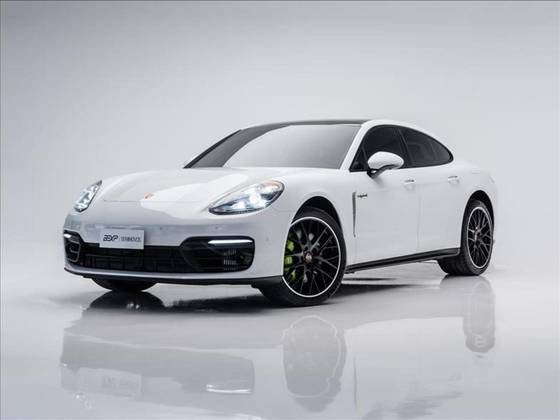 PORSCHE PANAMERA 2022