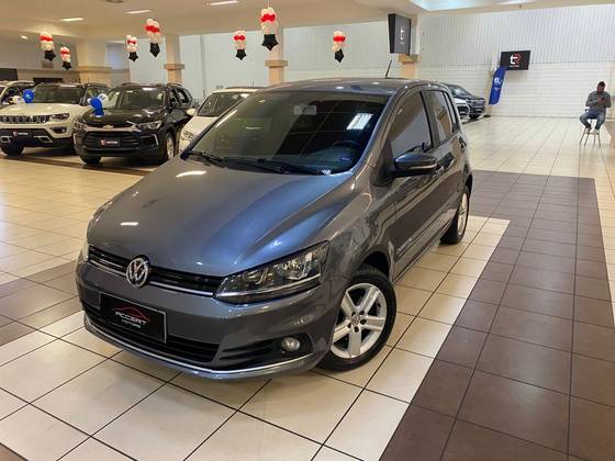 VOLKSWAGEN FOX 2016