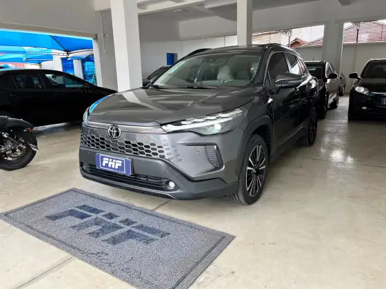 TOYOTA COROLLA CROSS 2025