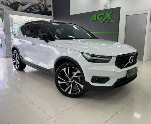VOLVO XC40 2018
