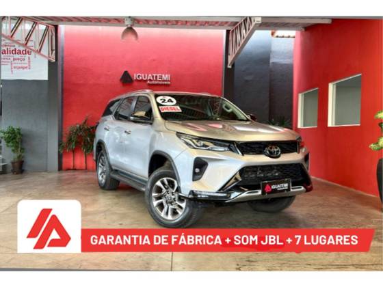 TOYOTA HILUX SW4 2024