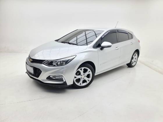 CHEVROLET CRUZE 2018