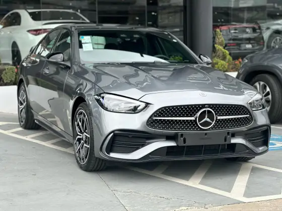 MERCEDES-BENZ C 300 2025