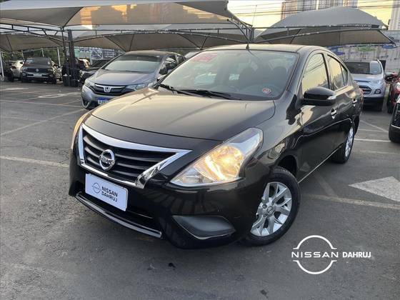 NISSAN VERSA 2020