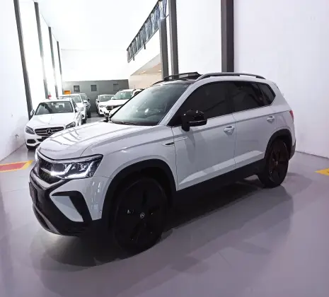 VOLKSWAGEN TAOS 2023