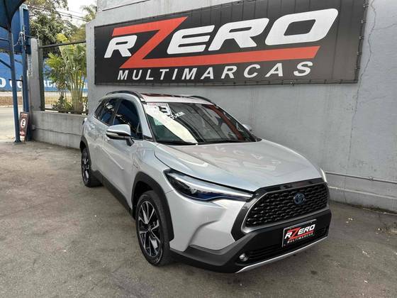 TOYOTA COROLLA CROSS 2023