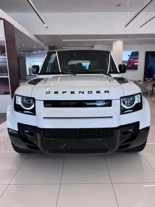 LAND ROVER DEFENDER 2025