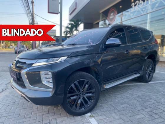 MITSUBISHI PAJERO SPORT 2024
