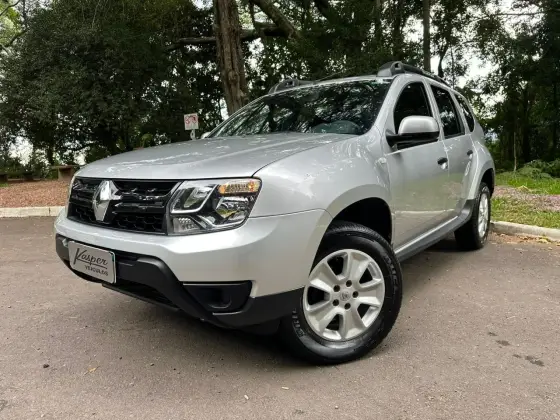 RENAULT DUSTER 2019