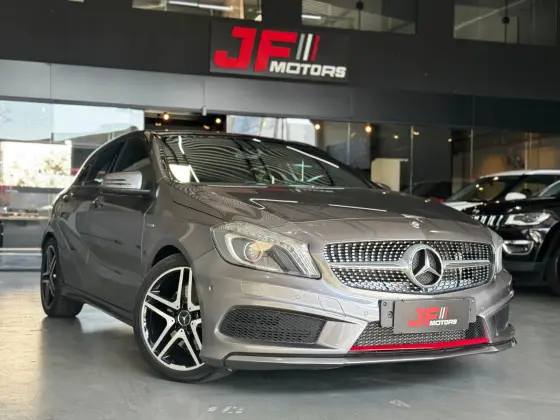 MERCEDES-BENZ A 250 2015
