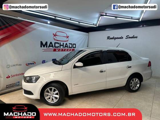 VOLKSWAGEN VOYAGE 2015