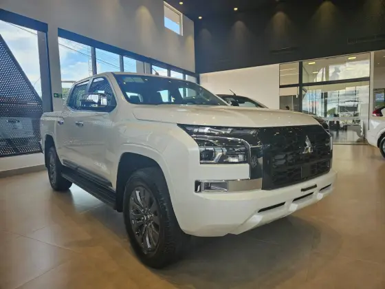 MITSUBISHI TRITON 2026