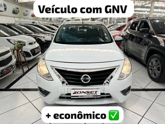 NISSAN VERSA 2018
