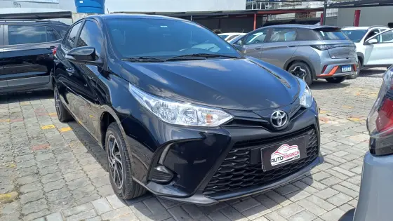TOYOTA YARIS 2025