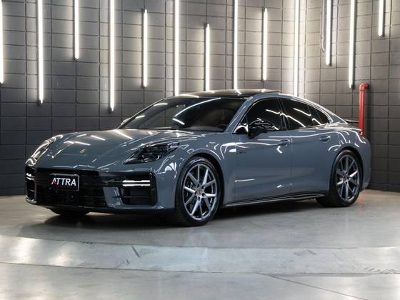 PORSCHE PANAMERA 2025