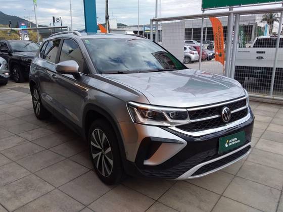 VOLKSWAGEN TAOS 2023