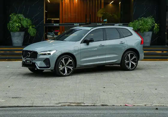 VOLVO XC60 2024