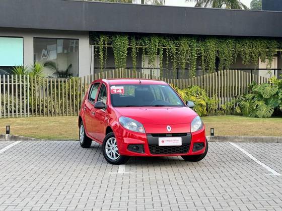 RENAULT SANDERO 2014