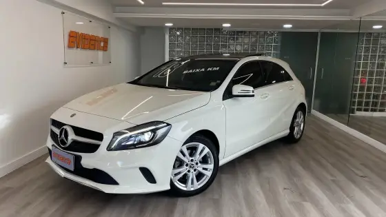 MERCEDES-BENZ A 200 2018