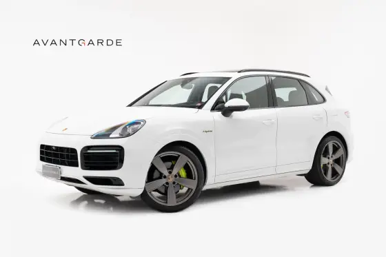 PORSCHE CAYENNE 2023