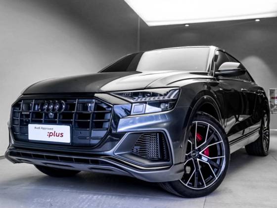 AUDI Q8 2022