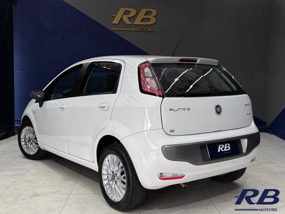 FIAT PUNTO 2015