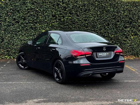 MERCEDES-BENZ A 200 2020