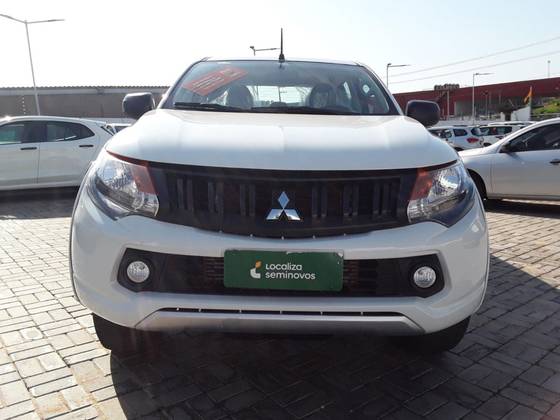 MITSUBISHI L200 TRITON 2023