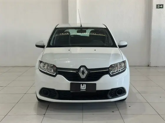 RENAULT SANDERO 2015